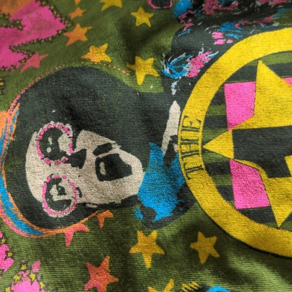 DAYDREAMER Elton John the One Solo Tee NEW Size S Green Boho Colorful - Picture 5 of 6